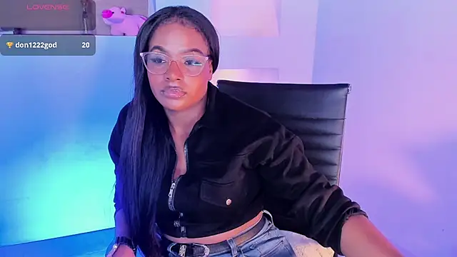 IvyBliss8 online show from 01.28.25