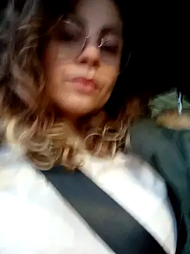 Snapshot of ItalianiMuli chatting on 12.22.24 ItalianiMuli online show from 12.22.24