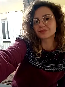 Snapshot of ItalianiMuli chatting on 12.28.24 ItalianiMuli online show from 12.28.24