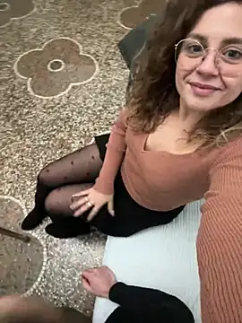 Snapshot of ItalianiMuli chatting on 01.12.25 ItalianiMuli online show from 01.12.25