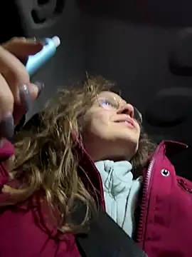 Snapshot of ItalianiMuli chatting on 11.26.25 ItalianiMuli online show from 11.26.25