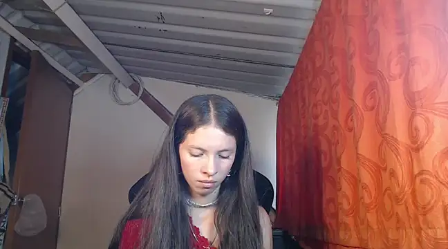 Snapshot of sweetdam12 chatting on 01.06.25 sweetdam12 online show from 01.06.25