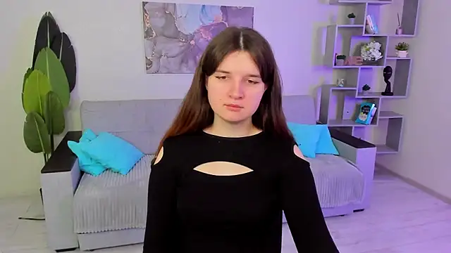 Snapshot of BonneyLove chatting on 03.17.25 BonneyLove online show from 03.17.25