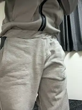 onimakura online show from 02.20.26