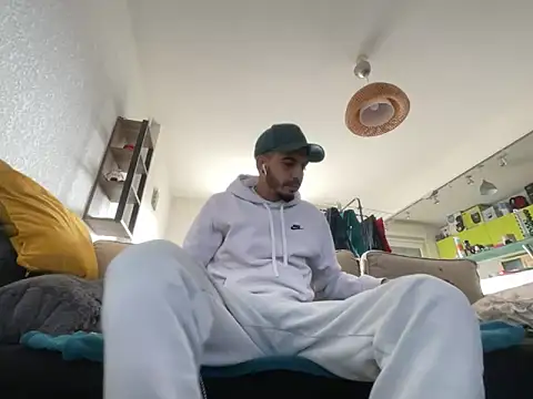 Rebeu313 online show from 01.16.25