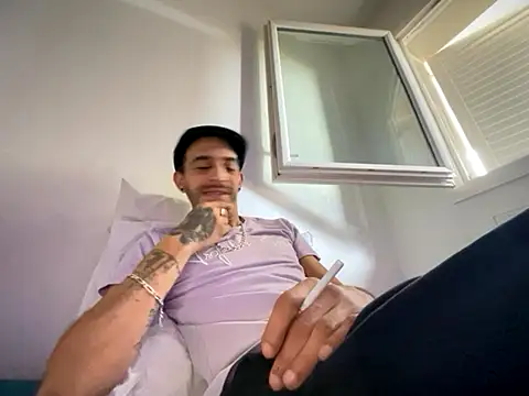 Rebeu313 online show from 11.12.25