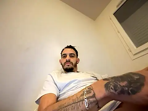 Rebeu313 online show from 11.30.25