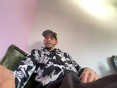 Rebeu313 online show from 02.20.26