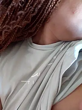 curvybigassqueen online show from 02.25.26