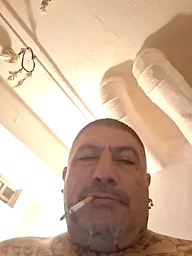B DOGG69 online show from 08.08.26