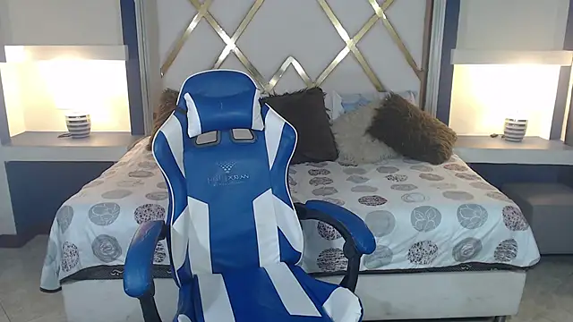 Snapshot of Perla_prg chatting on 03.01.25 Perla prg online show from 03.01.25