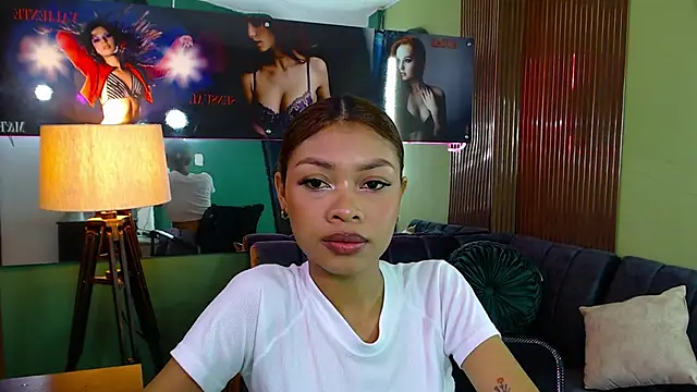 Snapshot of Perla_prg chatting on 03.04.25 Perla prg online show from 03.04.25