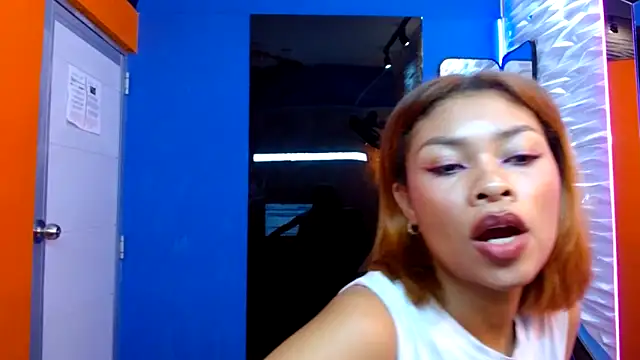 Snapshot of Perla_prg chatting on 03.08.25 Perla prg online show from 03.08.25