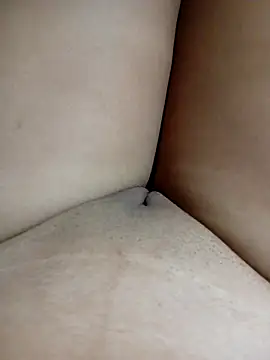 Khaleyssi online show from 03.11.25