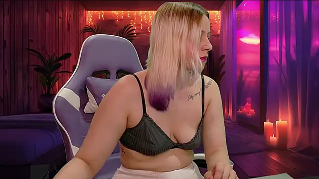 Snapshot of Dolce--Mia---Bianchi__07 chatting on 01.09.25 Dolce--Mia---Bianchi 07 online show from 01.09.25