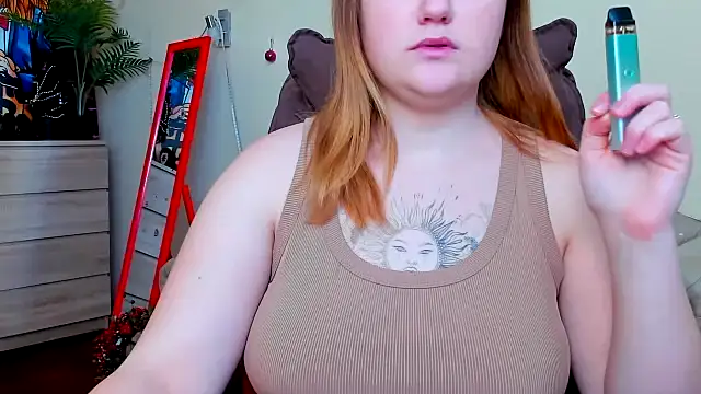 Snapshot of Doliss chatting on 01.15.25 Doliss online show from 01.15.25