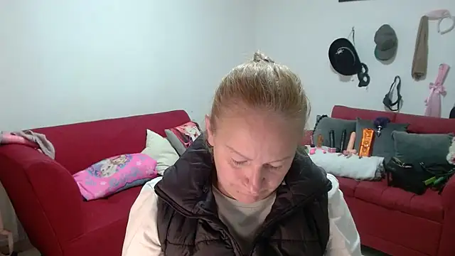 Snapshot of emperabigbootybigass chatting on 02.11.26 emperabigbootybigass online show from 02.11.26