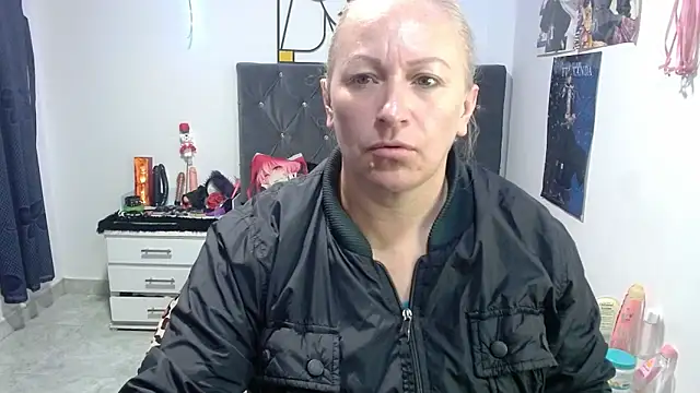 emperabigbootybigass online show from 05.14.26