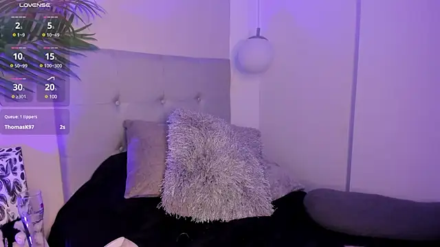 Manu Velez online show from 01.05.25