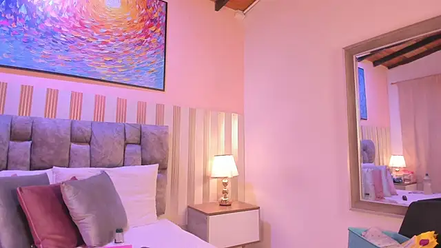 nova lane online show from 12.01.25