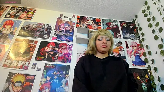 Snapshot of miku_katsuragi chatting on 12.11.24 miku katsuragi online show from 12.11.24