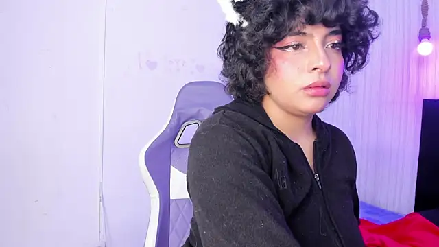 miku katsuragi online show from 12.23.25