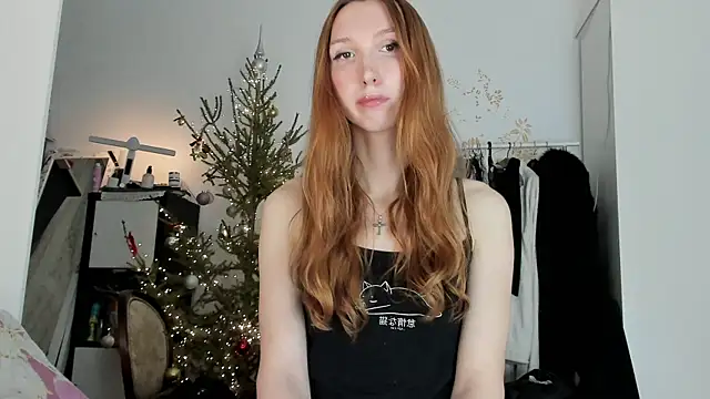 Snapshot of LisaIcon chatting on 01.13.26 LisaIcon online show from 01.13.26