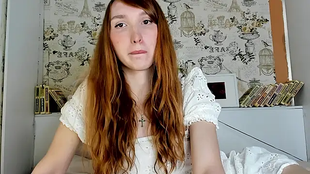 Snapshot of LisaIcon chatting on 02.21.26 LisaIcon online show from 02.21.26