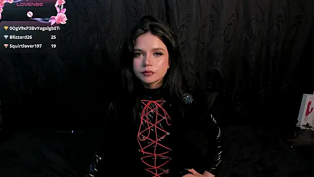 Snapshot of Kylie-fox chatting on 02.18.25 Kylie-fox online show from 02.18.25