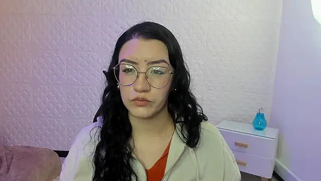 Violetaa diazz online show from 10.25.25