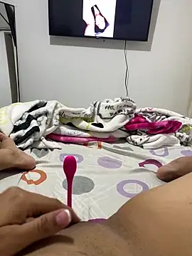 ANYLU19 online show from 02.20.25