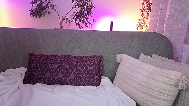 Snapshot of MeganWitch chatting on 11.02.25 MeganWitch online show from 11.02.25