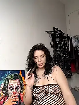 Lola Hale online show from 01.24.25