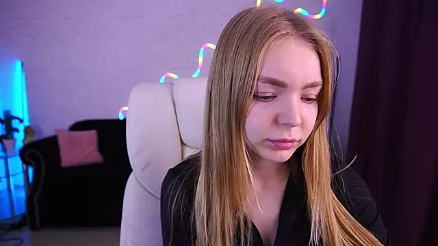 EmilySunshineS online show from 12.03.25