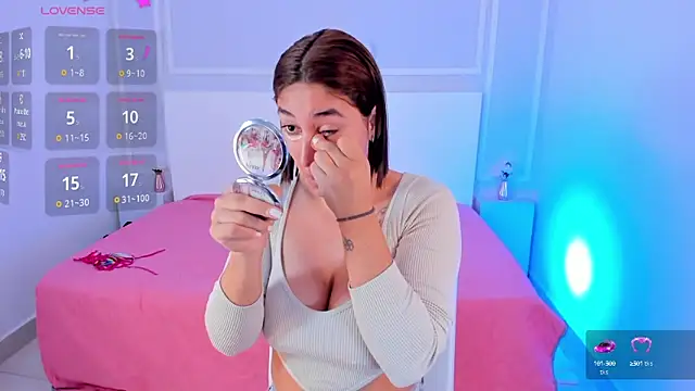 ScarlettWet9 online show from 12.20.24