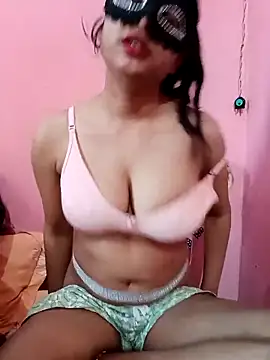 saviverma2024 online show from 03.05.25