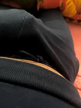 Snapshot of rana9639_1 chatting on 12.16.24 rana9639 1 online show from 12.16.24