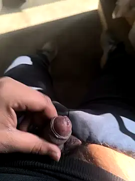 Snapshot of rana9639_1 chatting on 02.01.25 rana9639 1 online show from 02.01.25