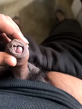 Snapshot of rana9639_1 chatting on 02.10.25 rana9639 1 online show from 02.10.25