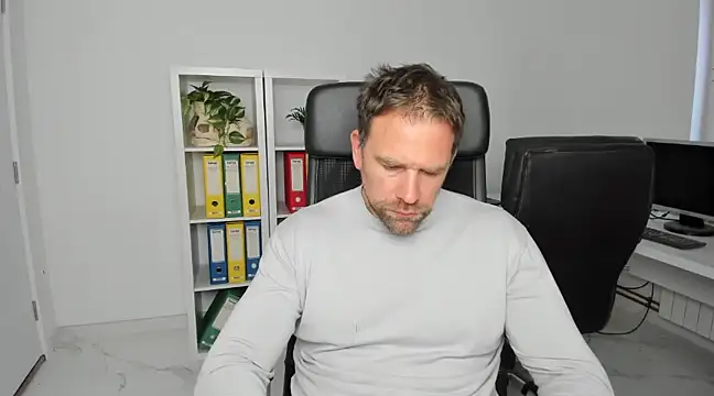 John-E-Dough online show from 12.03.24