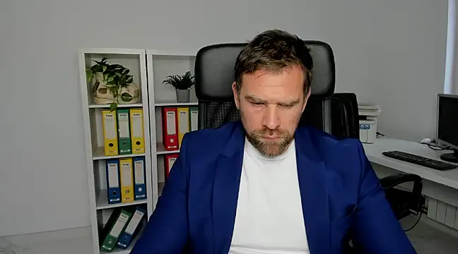 John-E-Dough online show from 12.12.24