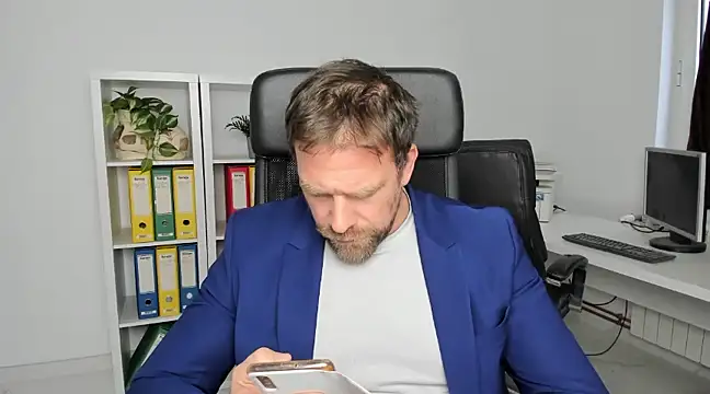 John-E-Dough online show from 12.14.24