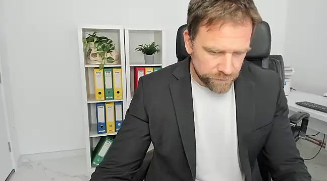 John-E-Dough online show from 12.17.24