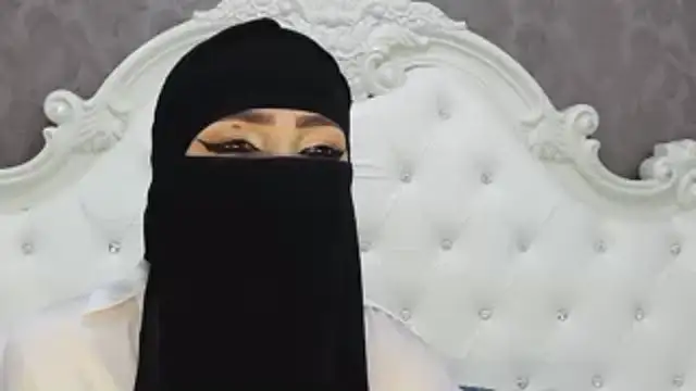 Hajar Kar online show from 06.13.26