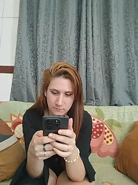 Snapshot of Khalee_si chatting on 05.20.26 Khalee si online show from 05.20.26