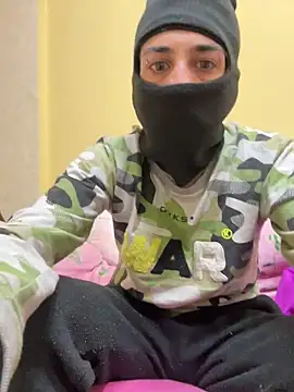 Snapshot of boyadark chatting on 12.28.24 boyadark online show from 12.28.24