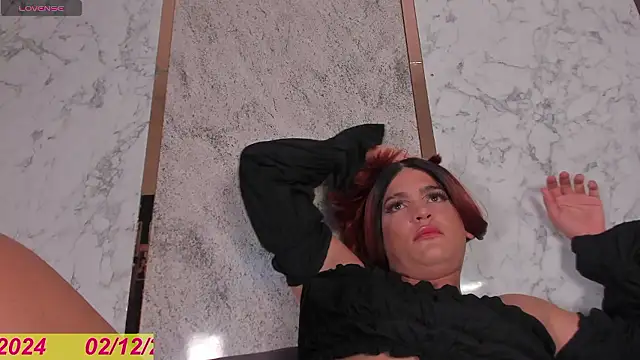 Snapshot of Sexual_Desirests chatting on 12.02.24 Sexual Desirests online show from 12.02.24