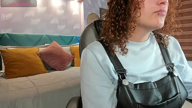 Missbrave1 online show from 11.11.25