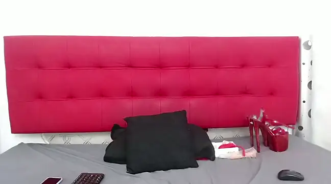 Celestial Queen  online show from 01.27.25