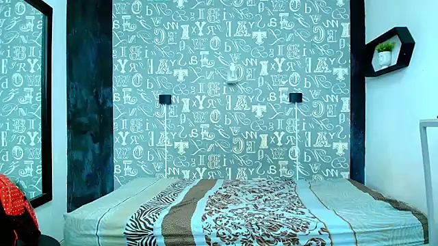 Celestial Queen  online show from 01.29.25